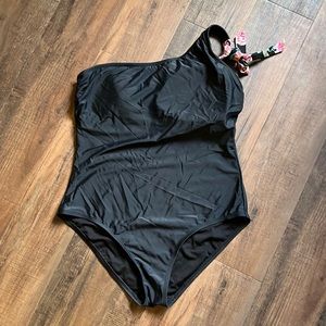 Kona Sol one shoulder one piece bathing suit